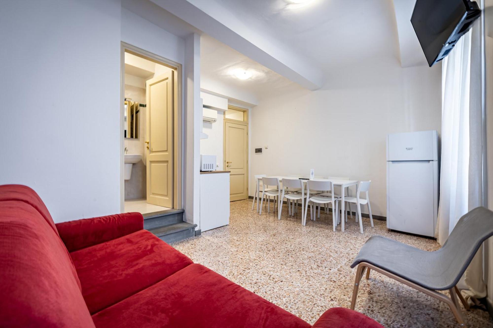 Yid Agnolo Three Bedroom In Apartamento